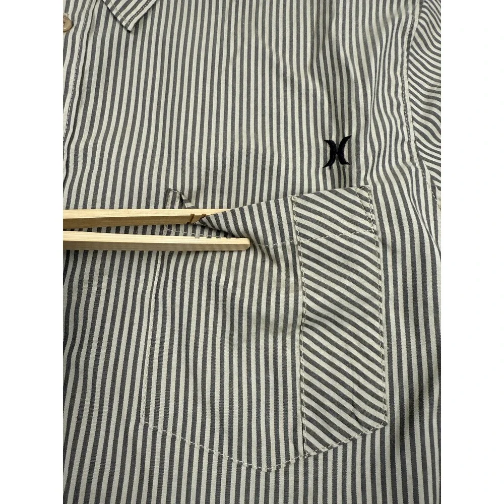 Hurley Shirt Mens XL Beige Brown Striped Button Up Long Sleeve Pocket Skater‎